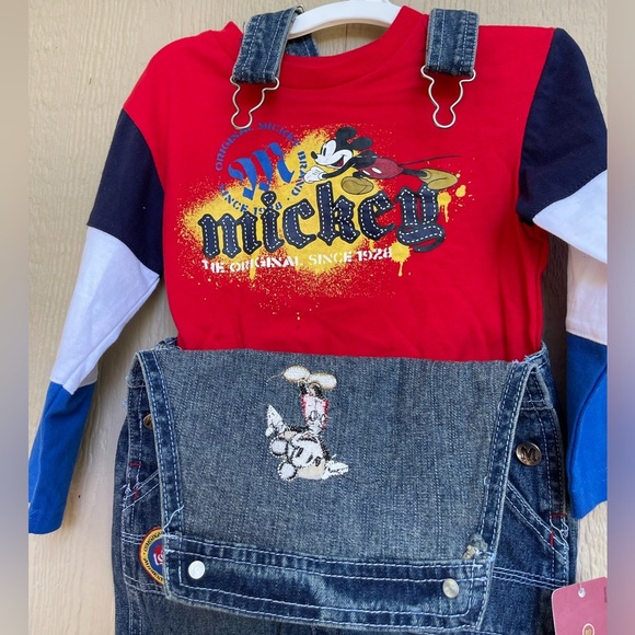 Deadstock y2k Mickey Mouse overalls size 3t and 4t - Picture 4 of 5